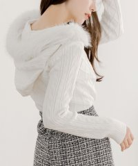 JULIA BOUTIQUE/ジュリアブティック JULIA BOUTIQUE ファー付きパーカーニットトップス [24549 長袖 ミドル丈 総柄 レディース セーター ライトアウター 上/507087747