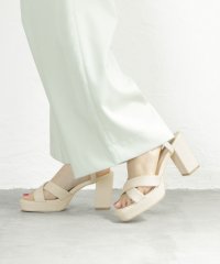 SOROTTO/ソロット SOROTTO 厚底×太ヒール スクエアトゥクロスサンダル/507094979