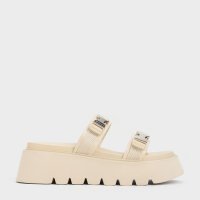 CHARLES & KEITH/メタリックバックル チャンキーフラットフォームサンダル/507096467