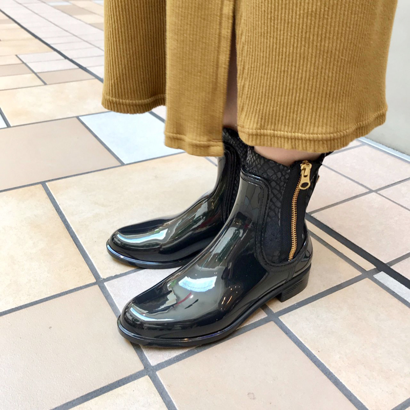 イタリア購入！D&G ゴールド スノーブーツ 24.5 DOLCE & GABBANA Shoes Black Gold Embroidery Slip On Boots