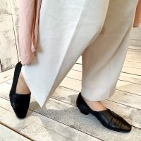 BLANC / BLEU/ブランブルー blanc/bleu アシンメトリードレーブパンプス/507113342