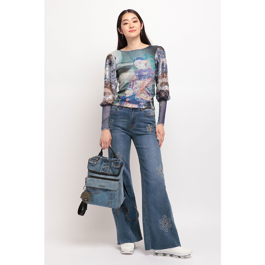 デシグアル Desigual 花柄刺繍入りレディースベルボトムジーンズ