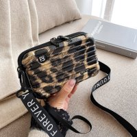 Chime Trip/チャイムトリップ Chime Trip ショルダーバッグ スーツケース キャリーケース ハンドバック 小物入れ ポーチ マルチケース 多目的 ポップ カジュアル/507145791