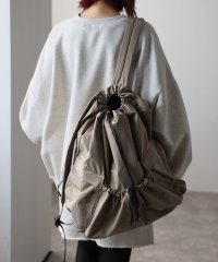 GUSCIO/グッシオ GUSCIO ドローストリングバックパック/507150613