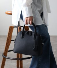 GUSCIO/グッシオ GUSCIO 牛革ラウンドミニボストン/507150631