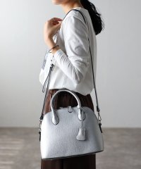 GUSCIO/グッシオ GUSCIO 牛革ラウンドミニボストン/507150631