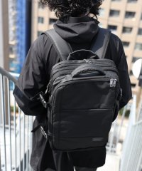 GUSCIO　UOMO/グッシオ ウォーモ GUSCIO UOMO バックパック ビジネス アウトドア 2泊3日出張 旅行 PC15インチまで対応 本革付属/507150647