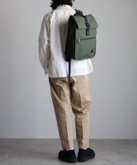 GUSCIO　UOMO/グッシオ ウォーモ GUSCIO UOMO 撥水かぶせバックパック スクエア型 かぶせベルト ビジネスリュック オンオフ兼用 本革付属/507150649
