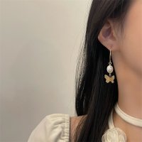 Zoe Jenko/ゾエ ジェンコ Zoe Jenko バタフライモチーフパールピアス 9697/507161350