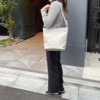 Tomieco/トミエコ Tomieco 縦型ショルダーバッグ シンプルなデザインが人気/507161548