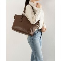Tomieco/トミエコ Tomieco LEATHER スクエア型のトートバッグ 本革 ショルダーベルト付き/507161839