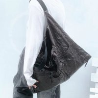 Tomieco/トミエコ Tomieco LEATHER 三角デザインバッグ 本革 バッグorベスト仕様/507161849