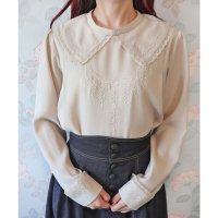 an another angelus/フィント F i.n.t 【an another angelus】同色刺繍衿付きプルオーバーブラウス【洗える】/507167547