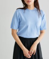 ライトブルー