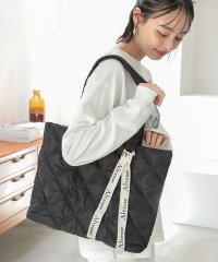 ALTROSE/アルトローズ ALTROSE トートバッグ トート キルティング ロゴ リボン ロゴリボン A4 通勤 通学 ファスナー付き ポケット付き ナイロン/507116879