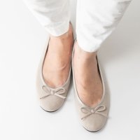 VIRINA/ヴィリーナ VIRINA 【 雨の日OK・巾着付き・旅行・持ち歩き】晴雨兼用ラウンドバレエシューズ（スエード）/507162930