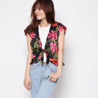 GUESS/ゲス GUESS PHOENIX FLORAL TIE－FRONT TOP/507180801