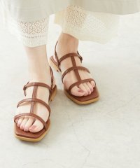Menue/メヌエ Menue スクエアトゥ T字ストラップサンダル/507217175