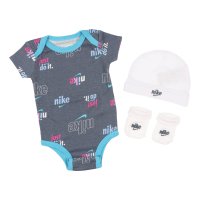 NIKE/ナイキ NIKE ジュニア Tシャツハーフパンツセット HAT BODYSUIT BOOTIE 3PIECE SET NN0904－06【返品不可商品】/507256665