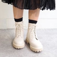 BY ASHINAGAOJISAN/バイアシナガオジサン by あしながおじさん くすみカラーが春らしい【軽量】厚底レースアップブーツ/506891075