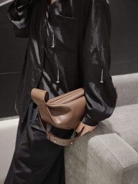 Tomieco/トミエコ Tomieco LEATHER ショルダーバッグ 斜め掛けor肩掛け 本革/507082827