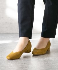 Menue/メヌエ Menue Vカット スクエアトゥ チャンキーヒール パンプス/507162358