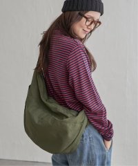 LBC/ハーフムーンビッグショルダーバッグ/506007387