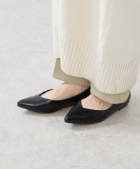 Menue/メヌエ Menue ポインテッドトゥ Vカットデザイン ローヒール パンプス/507161916