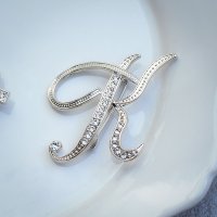 REAL STYLE/リアルスタイル REAL STYLE ブローチ ピン イニシャル 卒業式 おしゃれ 入学式 レディース アクセサリー 入園式 結婚式 アルファベット シルバー /506886789