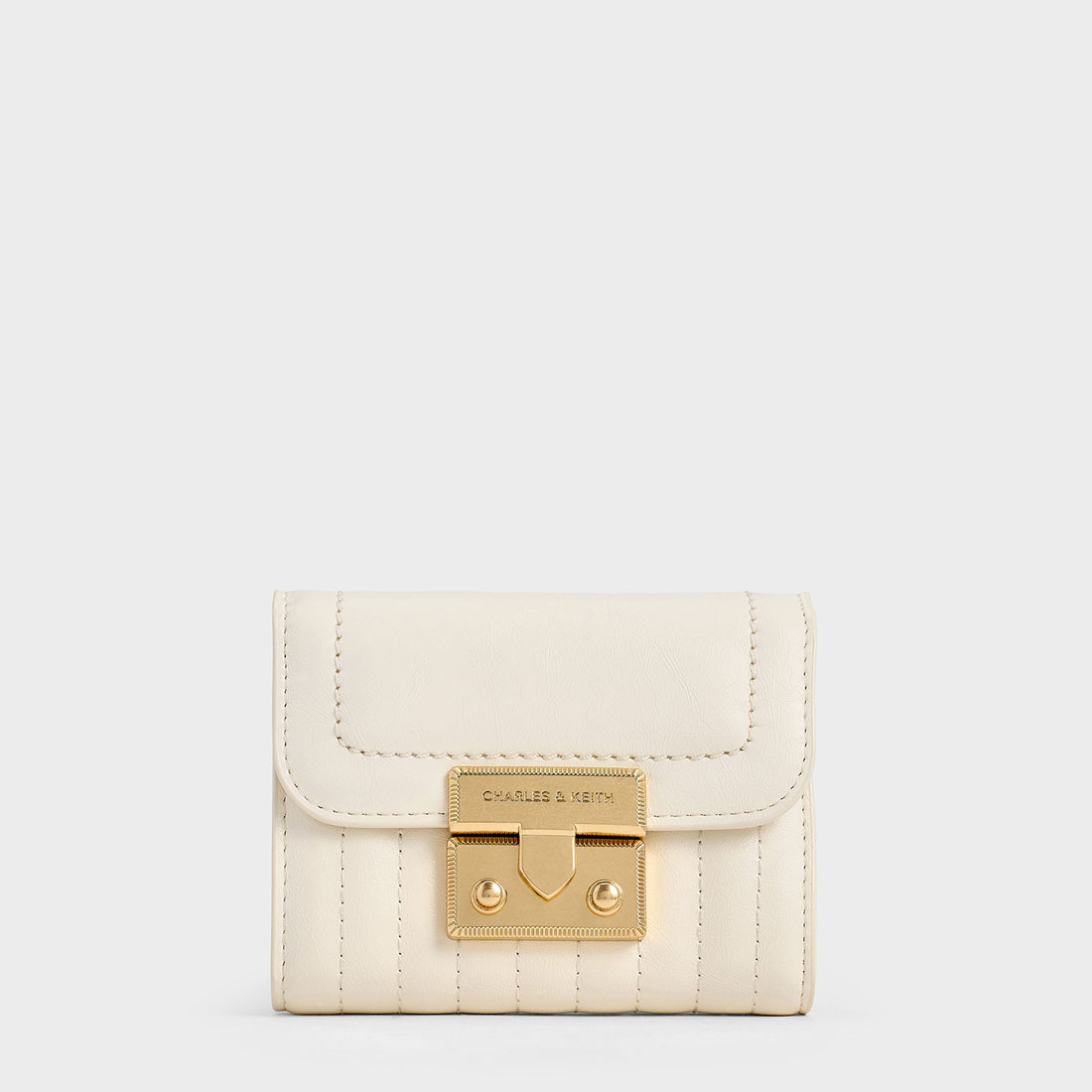Charles and Keith（財布）のフリマアイテム一覧