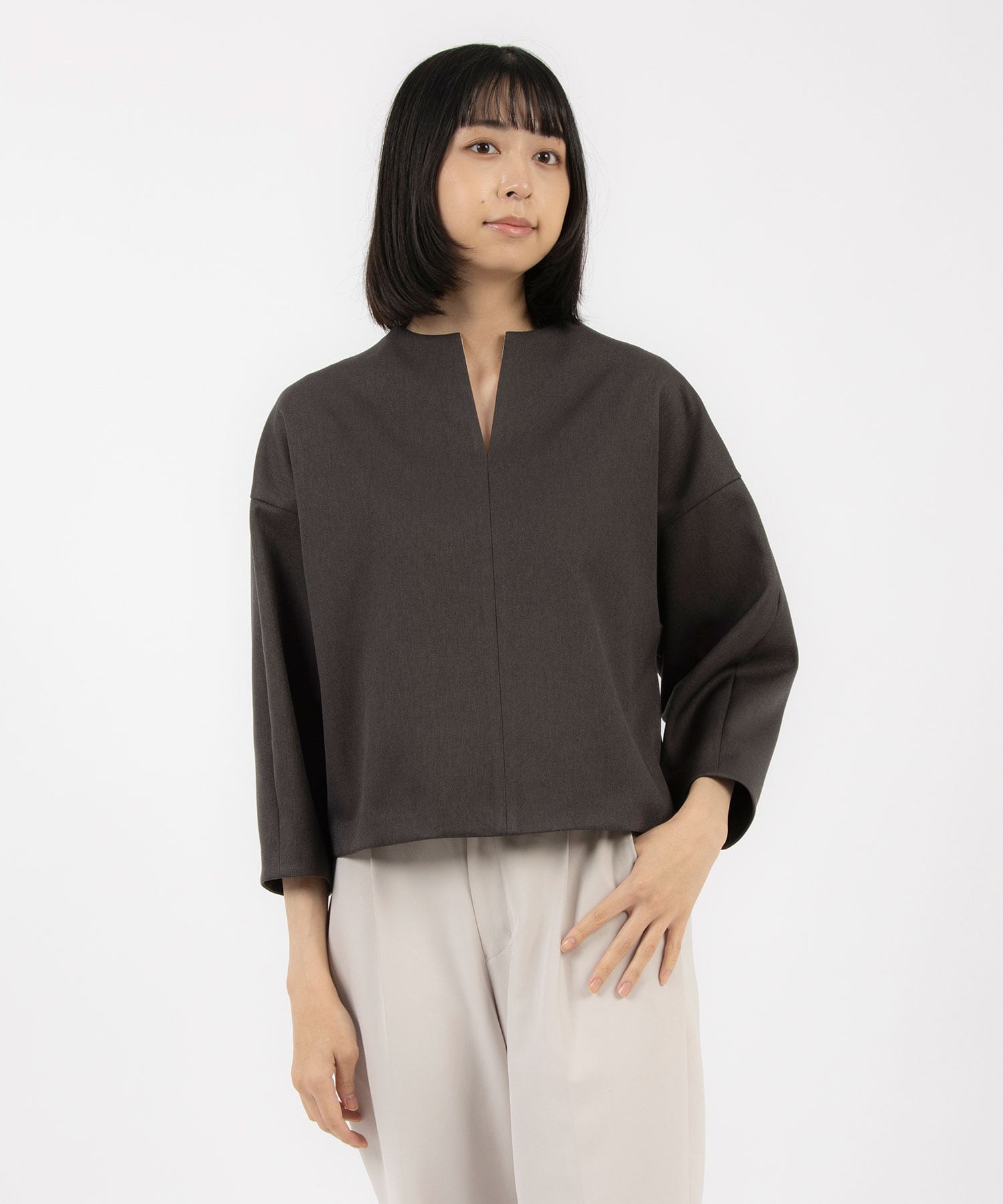 値下げ❗️Rochas レリアン　ブラウス　9号 SALE❗️Rochas レリアン ブラウス 9号 - メルカリ