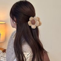 shoppinggo/ショッピングゴー shoppinggo ヘアクリップ 花 ファー モコモコ バンスクリップ 韓国 ボア バレッタ 秋 冬 レディース クロス ボリューム 大きめ/507545394