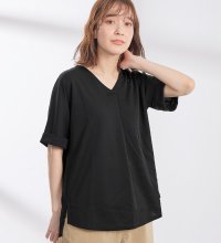 Viola e Viola/【４つの機能付】すっきりＶネックＴシャツブラウス/507009241