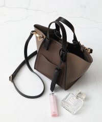 ROSELLINI/ロゼリーニ ROSELLINI タッセルチャーム付 軽量配色タッセルポケットトートバッグS/507524791