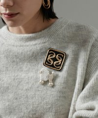 サロン　アダム　エ　ロペ/刺繍ワッペンブローチ＜ロゴ＞/507557062