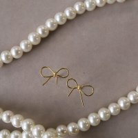 Noelmarket/ノエルマーケット Noelmarket ピアス 金属アレルギー対応 つけっぱなし リボン 18k シンプル 小さめ 人気 結婚式 シルバー ゴールド 誕生日 プ/507017792