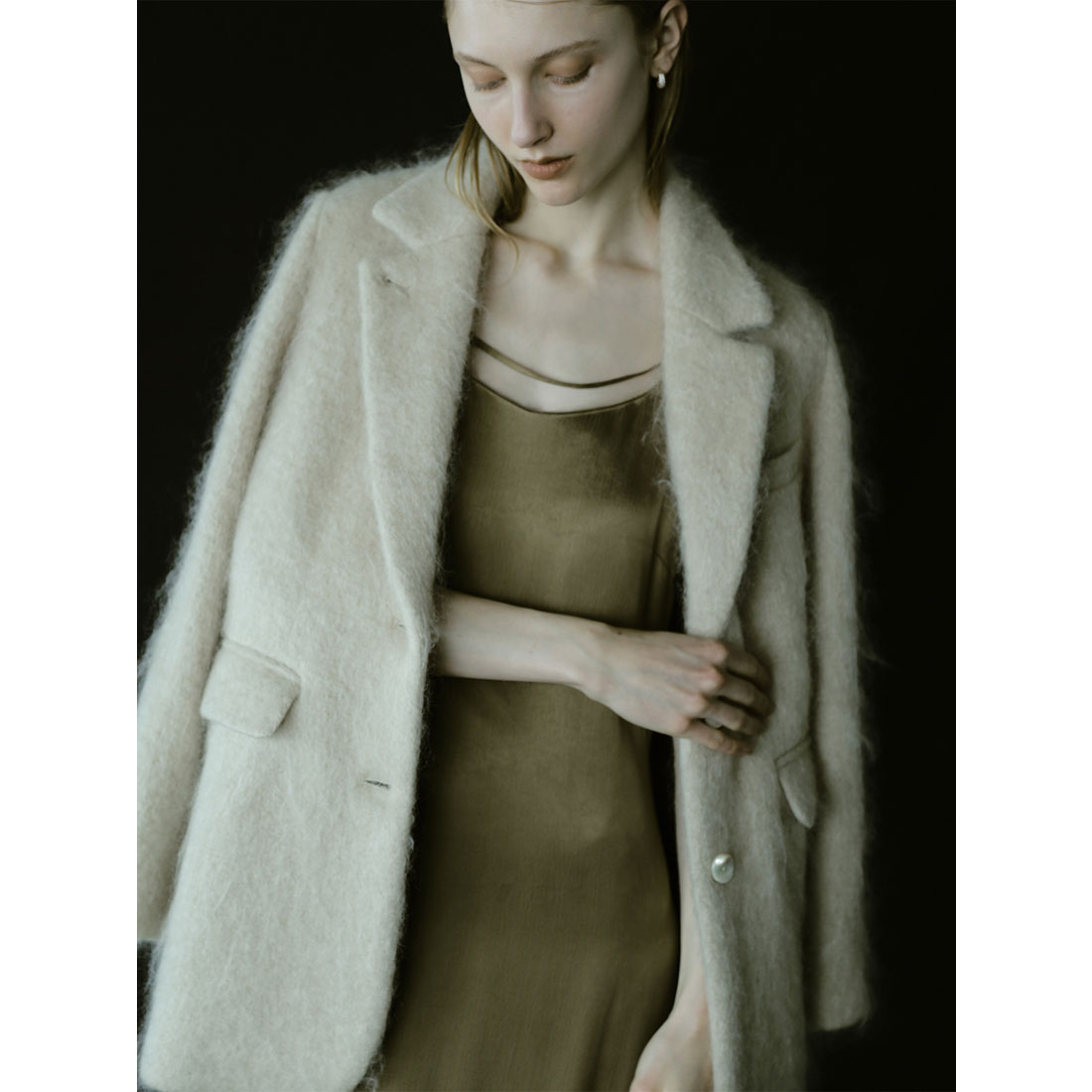 AGNONA】アニオナ テーラードジャケット コート モヘア 美品 AGNONA】アニオナ テーラードジャケット コート モヘア 美品