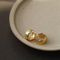 Noelmarket/ノエルマーケット Noelmarket ピアス 金属アレルギー対応 フープピアス つけっぱなし 18k シンプル キルティング模様 仕事 人気 上品 両耳用 レ/507584120