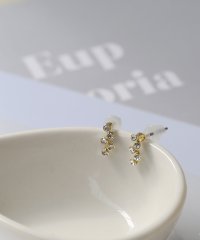 colleca la/コレカラ colleca la ピュアチタンポスト ランダムストーンピアス［金属アレルギー対応］/507585810