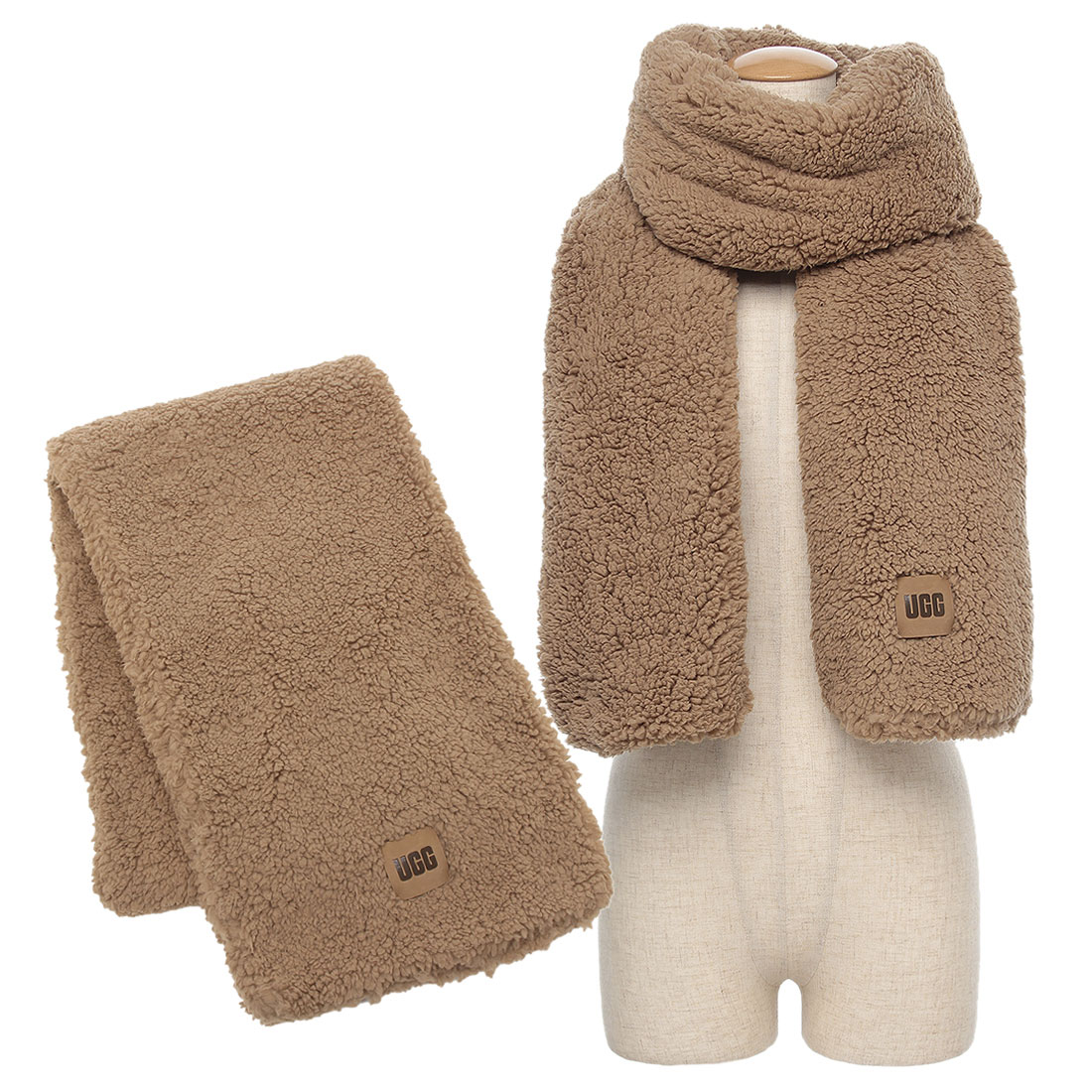 アグ UGG マフラー シェルパオーバーサイズドスカーフ ボア ロゴ アグ UGG マフラー シェルパオーバーサイズドスカーフ ボア ロゴ