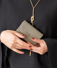 VitaFelice/ヴィータフェリーチェ VitaFelice 牛革フラップミニ財布/507606140
