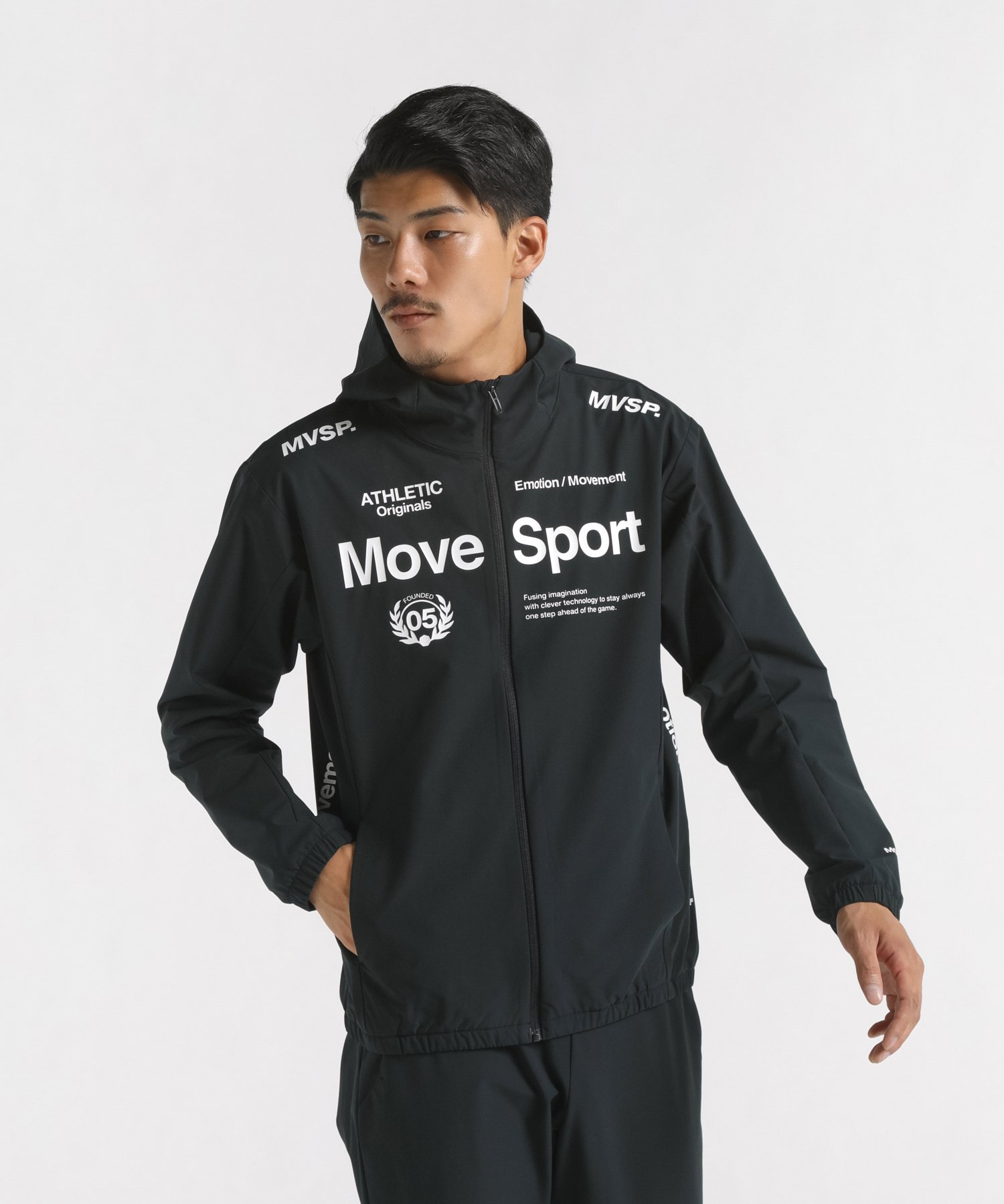 PUMA ブラック ピステ・ウィンドブレーカー ☆週末価格☆PUMA ピステ・ウィンドブレーカー きつく 150
