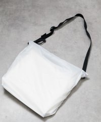 ar/mg/エーアールエムジー ar/mg 【GRAMICCI】MICRO RIPSTOP SIDE BAG/507646941