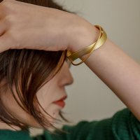 styiro/スタイロ styiro オープンブレスレット クロス バングル/507679637