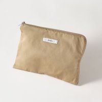 VIRINA/ヴィリーナ VIRINA 抗菌・抗ウイルス機能繊維加工技術クレンゼ(R)使用のマルチポーチ (ベージュ）/507672250