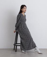 N Natural Beauty Basic/モノトーンフラワープリントワンピース/507714684