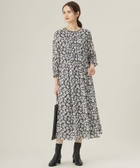 JIYU-KU(LARGE SIZE)/【洗える】スノーフラワープリント ワンピース/507729653
