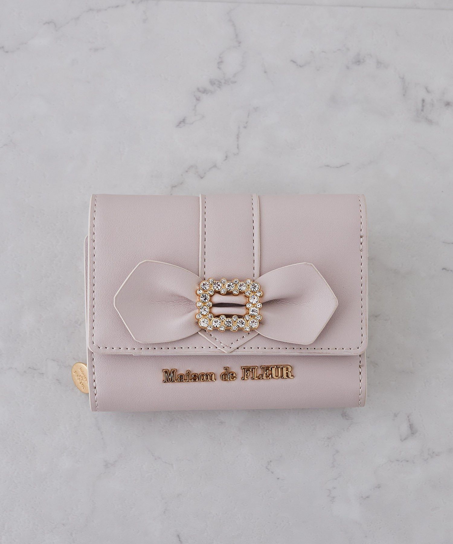 メゾン ド フルール Maison de FLEUR ビジューバックルリボン メゾン ド フルール Maison de FLEUR ビジューバックルリボン