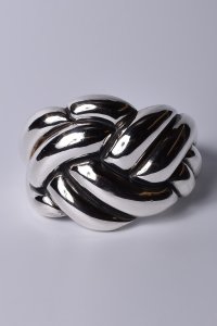 NATURAL INSTINCT/ナチュラル インスティンクト NATURAL INSTINCT Endless Knot Bangle/507552203