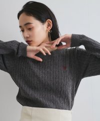 VIS/ワンポイント胸刺繍ケーブルニットプルオーバー/507732344